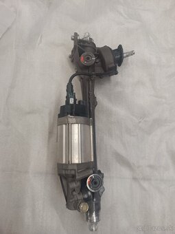 servoriadenie octavia leon - 3