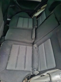 Octavia 2 combi sedačky - 3