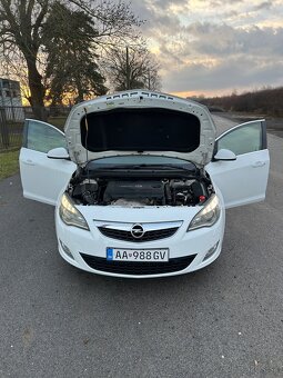 Opel Astra J - 3