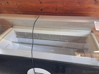 Chladiaca vitrína na zmrzlinu - 3