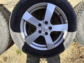 5x114.3 225/60 R17 - 3