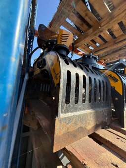 Drapáky MB Crusher MB-G350 S4 - 3