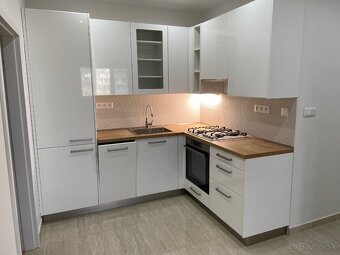 Predám 3 izbový byt BA s parkovaním - 3
