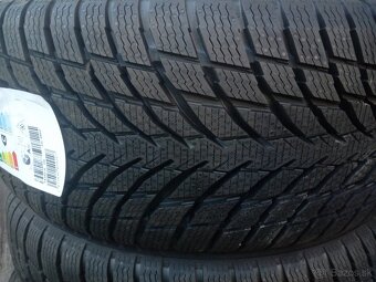 Zimné pneumatiky Nokian 215/45 R18 - 3