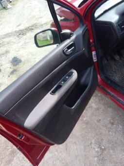 Rozpredám Peugeot 307 1.4 - 3
