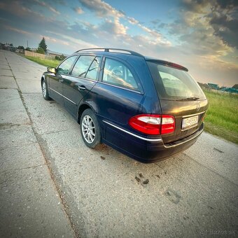 MERCEDES BENZ W211 - 3