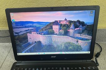 Acer Aspire / Celeron 2955U / 4GB RAM / 120GB SSD / 15.6" - 3