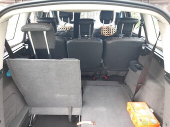 RENAULT GRAND SCENIC III, 7 miestne, 1,9 DCI - 3