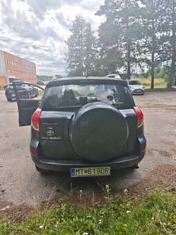 TOYOTA RAV4 2.2 D4-D 4x4 - 3