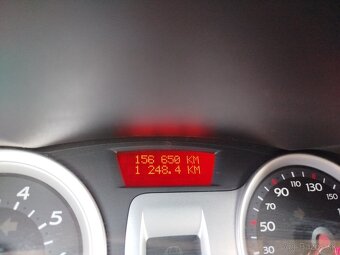 Renault Clio čierna metalíza - 3