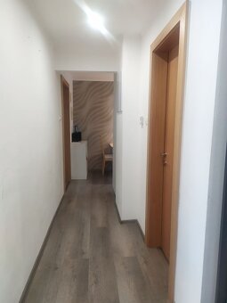 Na prenájom - 2 izb. byt HANDLOVÁ - 3