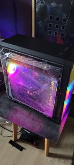 Predam pocitac vhodný aj na hry, pracu atd...TOP cena - 3