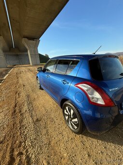 Suzuki swift 1.3 GLX - 3