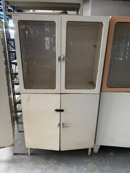 Stará lekárska skrina - 3