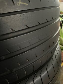 Yokohama 285/40 R21 letné - 3