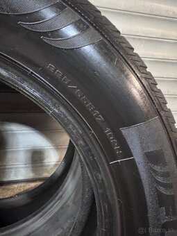 225/65R17 102H - 3