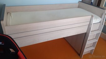 Vyvýšená posteľ s písacím stolom - 3