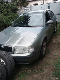 Octavia 1.6 benz 75kw - 3