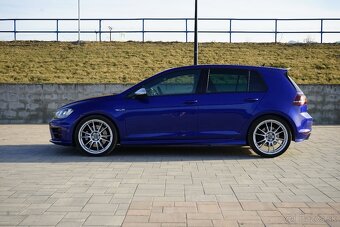 Golf R Mk7 – 385 PS – DSG – TOP výbava – 4M - 3