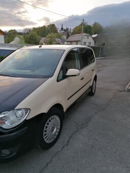 Ponúkam na predaj VW TOURAN 1,9 TDI 66kw, r.v. 2007 - 3
