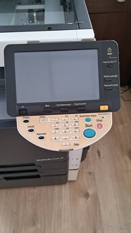 KonicaMinolta Bizhub C220 - 3