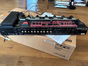 Boss RC 300 loop station - 3