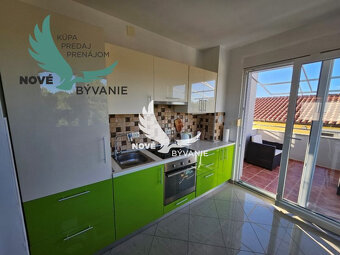 Na predaj apartmán s výhľadom na more v Chorvátsku - 3