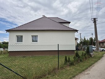 Zrekonštruovaný RD na pozemku 424 m², Komjatice - 3