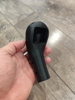 Rukoväť joysticku hydraulického rozvádzača na lanká - 3