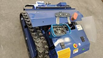 Nová pásová kosačka na diaľkové ovládanie - 3