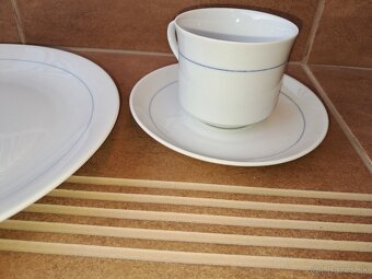 Taniere, šálky porcelán - 3