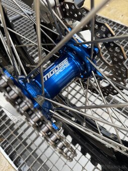 Yamaha yzf 250 top stav - 3