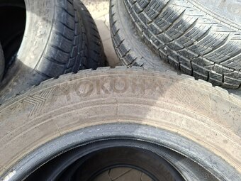 215/60R16 - 3