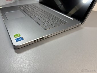 #031 - Notebook Dell 17/i7/2GB nVidia/Windows10 - 3