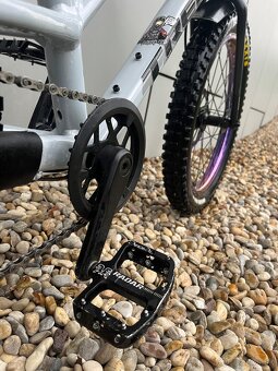 Detský bicykel TREK Wahoo 20 Trail Plasma Grey Pearl 2025 - 3