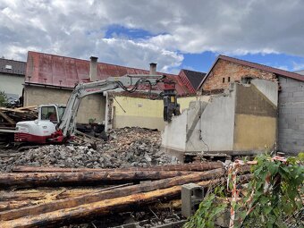 BURANIE DOMOV, BUDOV, DEMOLACIA STAVIEB. - 3