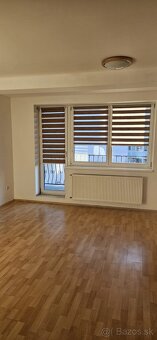 Prenájom 4-izbovy byt - 3