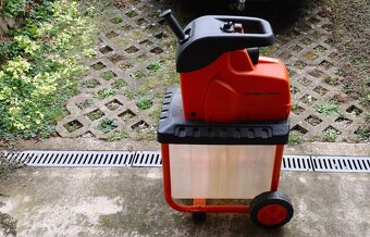 Predám drtič konárov - 3