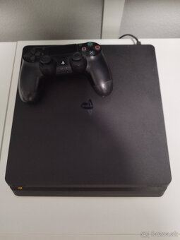 PS4 Slim - 3