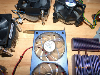 chladice a ventilatory na foto ako celok - 3