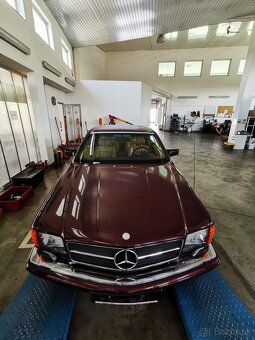 Mercedes Benz 560 SEC - 3