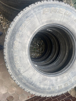 Predám 6x záberove pneumatiky 315/80 R22,5 - 3