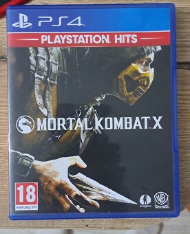 Predám ps4 - 3