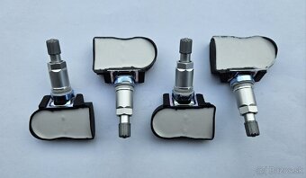 SUZUKI SNÍMAČE TLAKU PNEUMATÍK
- 3