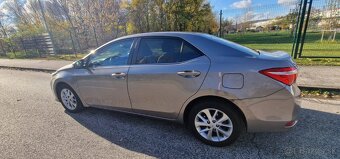 Toyota Corolla 1.4 Diesel, Zlata 2015+navigacia+2x komplety - 3
