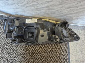 VOLVO V40 Svetlo predné ľavé full led - 32228479 - 3