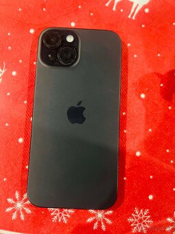 iPhone 15 - 3