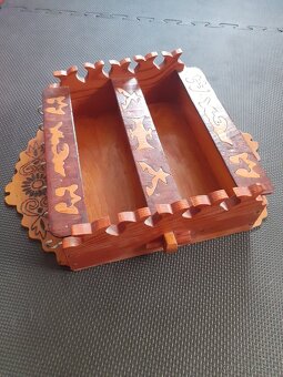 Ľudové drevené police - Podpoľanie - 3