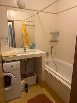 3 izb. byt v Lamači, HEYROVSKÉHO ul. - 3