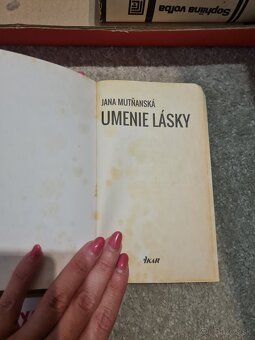4ks ženských knižiek - 3